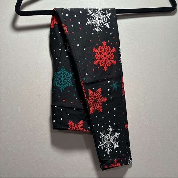 JR TWEEN NEW LulaRoe Soft Leggings One Size Juniors 8-16 Snowflakes Christmas - Picture 9 of 12